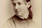 B&W Photograph of Bessie Wilmot Linn (front)