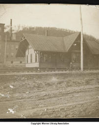 Allegheny Valley and Pittsburgh Railroad at Dunkirk (circa 1895)