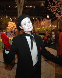 2011 Philadelphia Flower Show. Mime