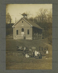 Students in front of Thompsonville School, circa 1908/1909.