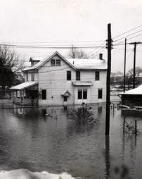 Race and Arnold Streets, Newberry, in 1950 flood