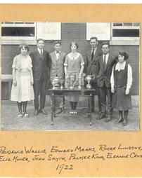 Students and trophies, 1922