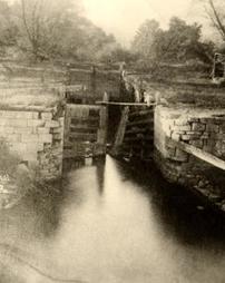 Canal lock at Montoursville