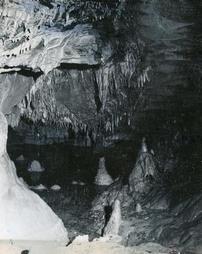 Crystal Lake, Indian Echo Caverns