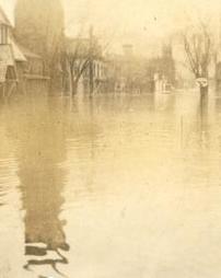 Mulberry Street between railroad tracks and Fourth Street in 1936 flood