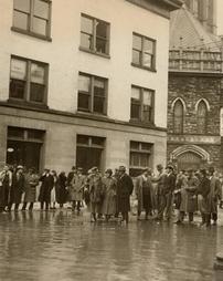 Crowd gathers after 1936 flood