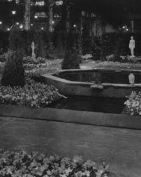 1936 Philadelphia Flower Show. Central Feature Two Sculptures Pool