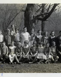 Thompsonville School students and teacher, 1935/1936.