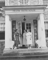 Visitors at the Frank Smith house at the State Industrial Home for Women at Muncy, PA