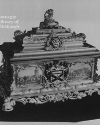 Silver gilt casket containing the freedom of the Borough of Ilkeston, England, 15th May, 1905