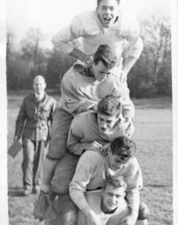 Football players, 1945