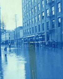 Fourth Street looking east from Pine Street in 1894 flood