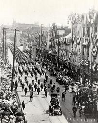 Parade, 1911