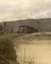 Pennsylvania Railroad Bridge over Susquehanna River east of Williamsport in 1936 flood