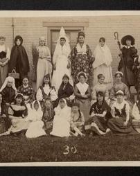 Anonymous women (in costume), c. 1910