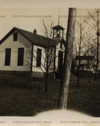 Pleasant Valley School, circa 1915.