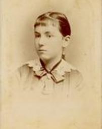 B&W Photograph of Bessie Wilmot Linn