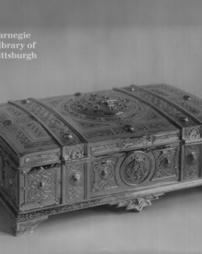 Flat silver casket, Burgh of Hamilton, Scotland, reverse side