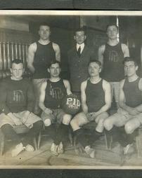 Basketball team 1914-1915