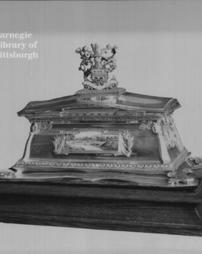 Burnished silver casket, Borough of Rawtenstall, England, reverse side