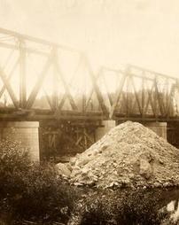 Building Piers [on] Reading Railroad Bridge