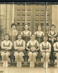 Girls Gymnasium Class 1914-1915