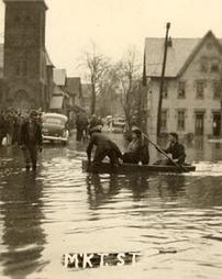Market and Packer Streets in 1936 flood