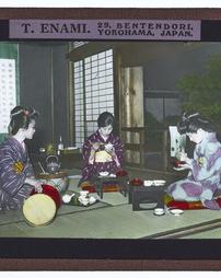 [ZW4] [Japan] Unlabeled [Three geisha dining ...]