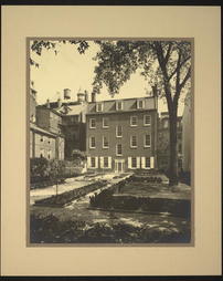 Philadelphia Contributionship Garden (View 2)